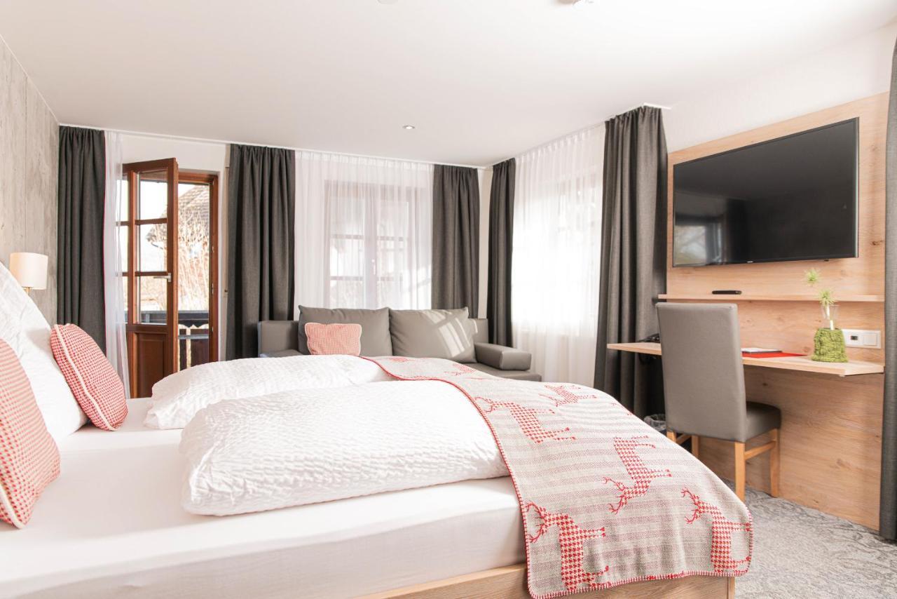 Genusshotel Hirschen - Erholung Im Gruenen Sallneck Екстер'єр фото